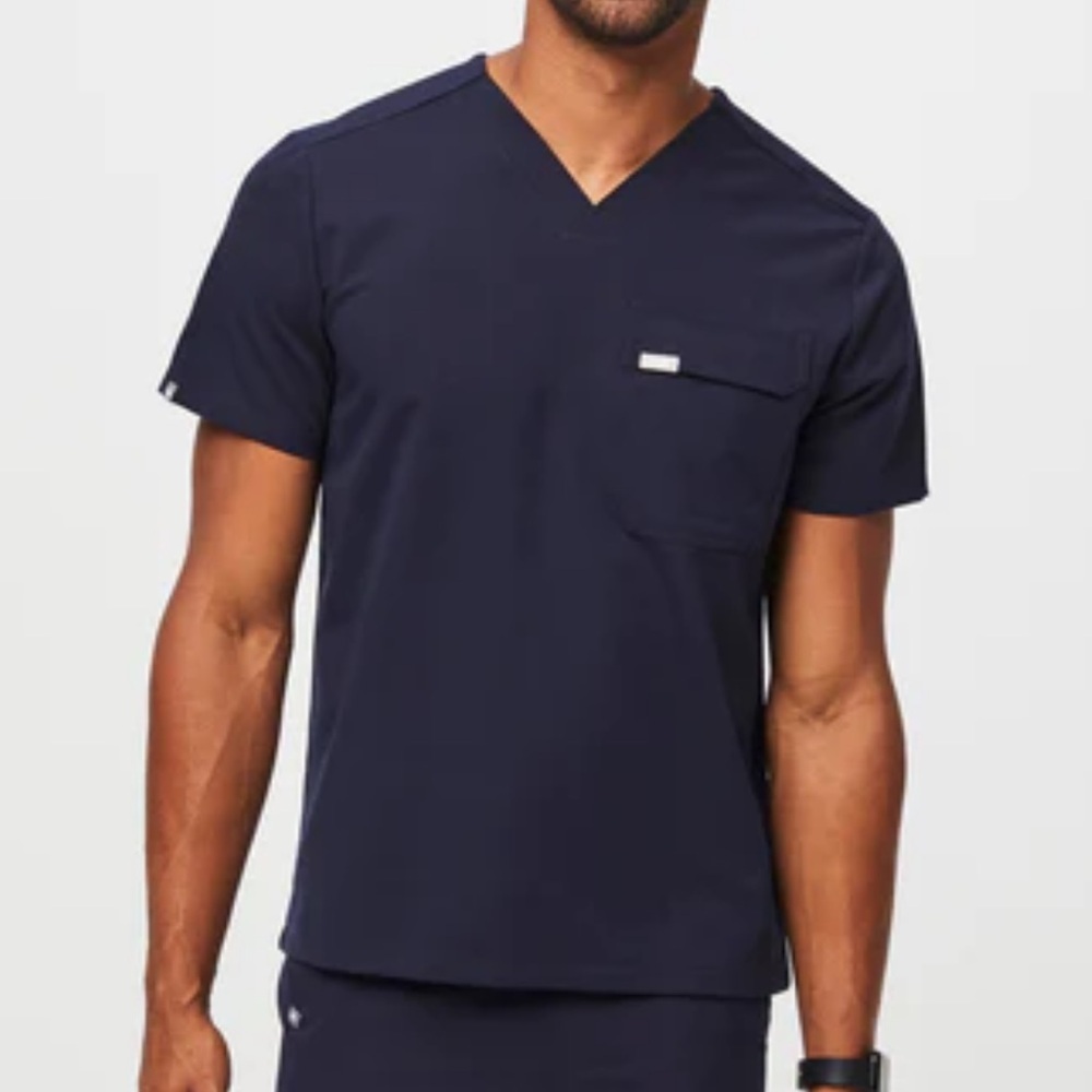 Figs Leon Cargo Pocket Scrub Top Men’s XXL Navy Blue Medical Dental Shirt.  24